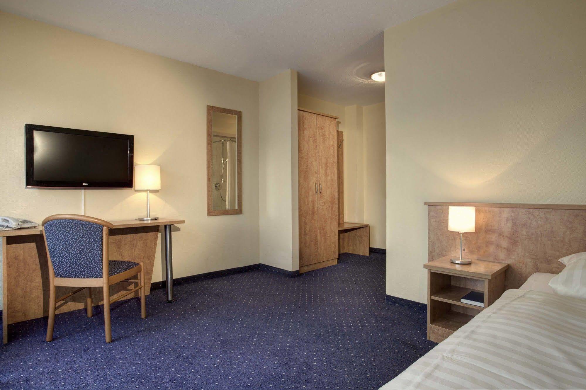 Hotel Zur Muehle Urbach  Zewnętrze zdjęcie